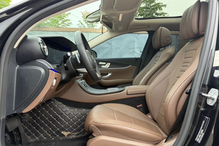 Used Mercedes-Benz E-Class 2020 Restyled E 300 L Sporty and Stylish Edition Interior 2