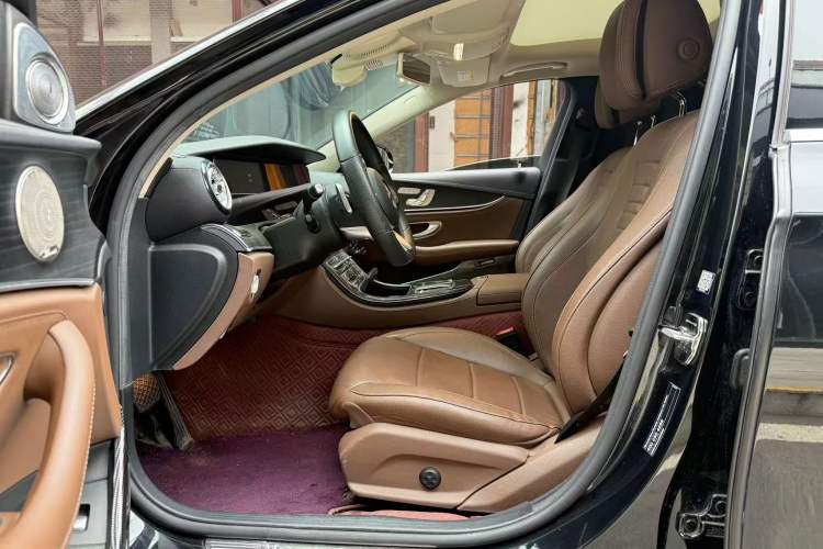 Used Mercedes-Benz E-Class 2020 Restyled E 300 L Sport Exclusive Edition Interior 2