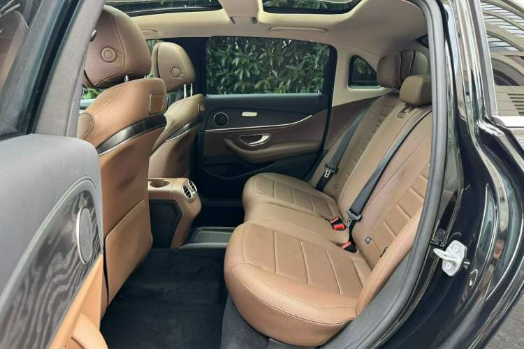 Used Mercedes-Benz E-Class 2020 E 300 L Sporty and Stylish Model Interior 2