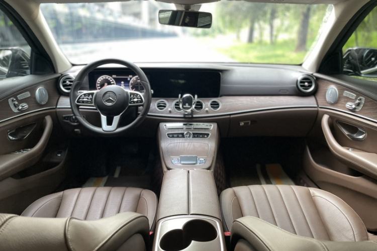 Used Mercedes-Benz E-Class 2020 Restyled E 300 L Exclusive Edition Interior 2