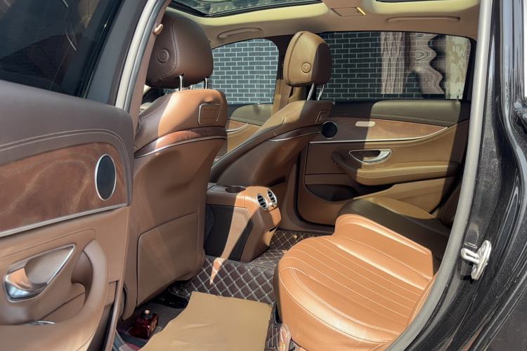 Used Mercedes-Benz E-Class 2020 Facelift E 300 L Stylish Edition Interior 2