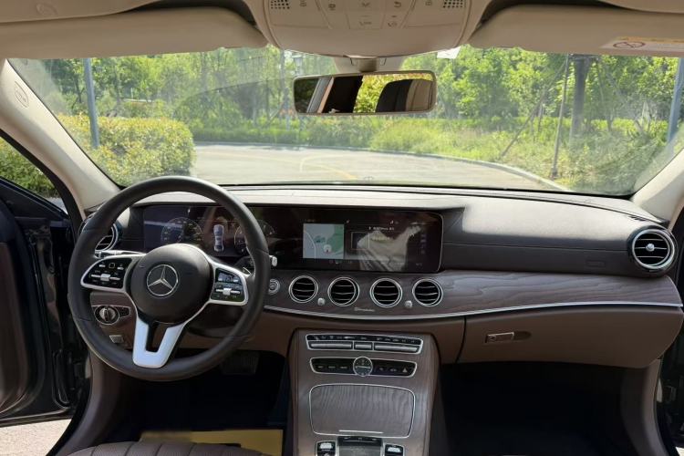 Used Mercedes-Benz E-Class 2020 Restyled E 300 L Exclusive Edition Interior 2