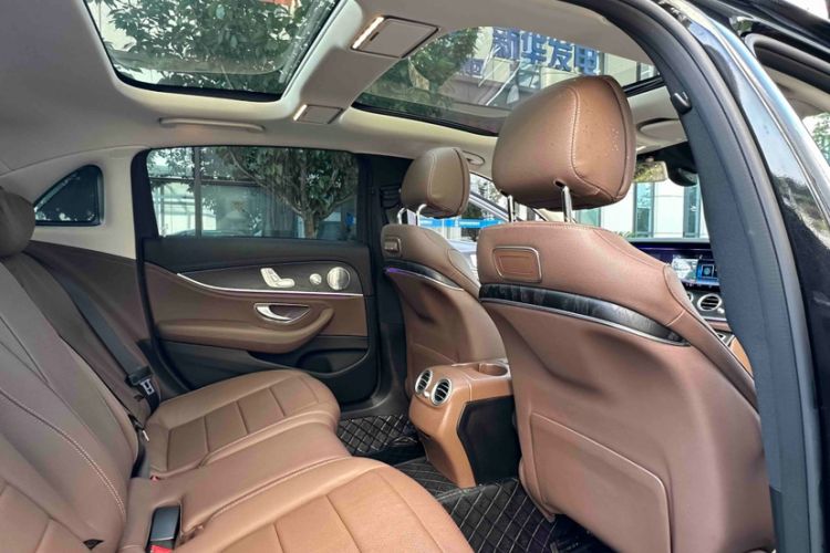 Used Mercedes-Benz E-Class 2020 Restyled E 300 L Sport Exclusive Edition Interior 3