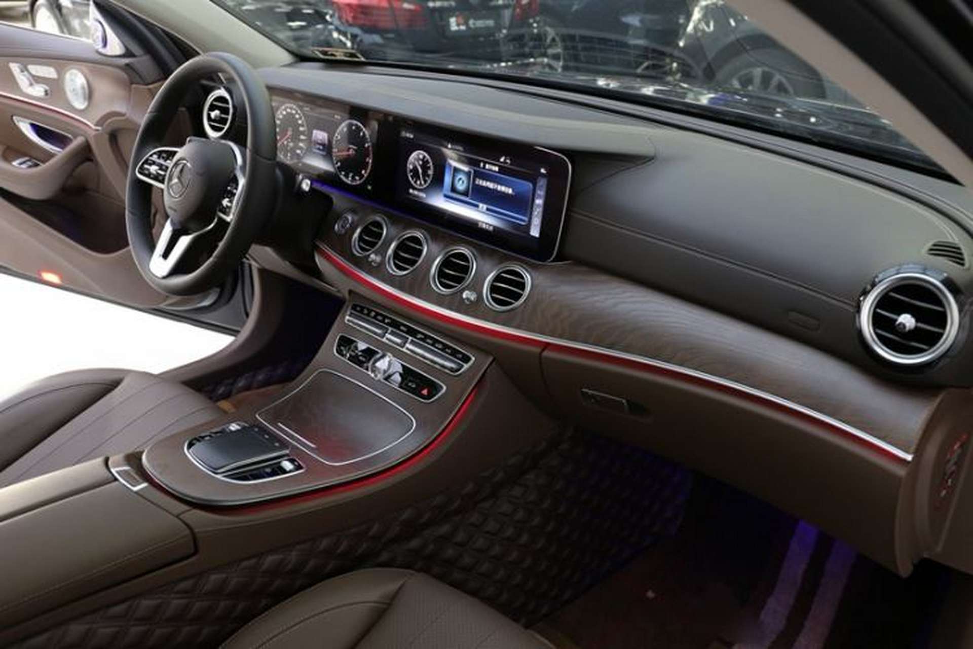 Used Mercedes-Benz E-Class 2020 Facelift E 300 L Stylish Edition Interior 3
