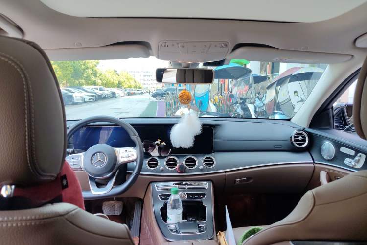Used Mercedes-Benz E-Class 2020 E 300 L Sport Luxury Edition Interior 3