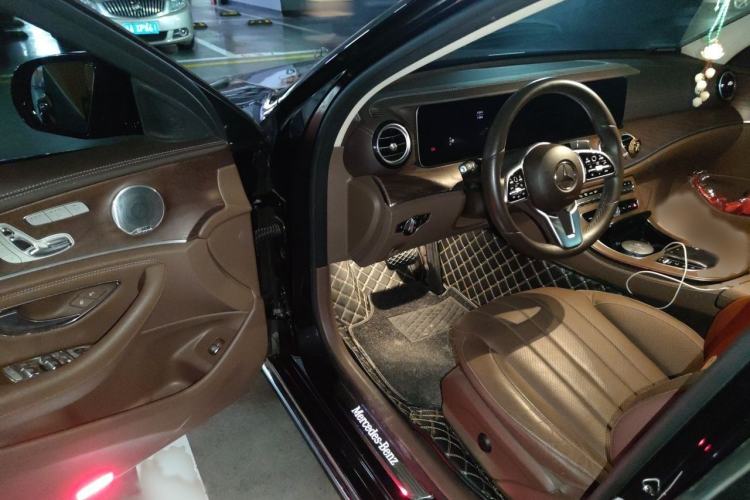 Used Mercedes-Benz E-Class 2020 Restyled E 300 L Exclusive Edition Interior 3