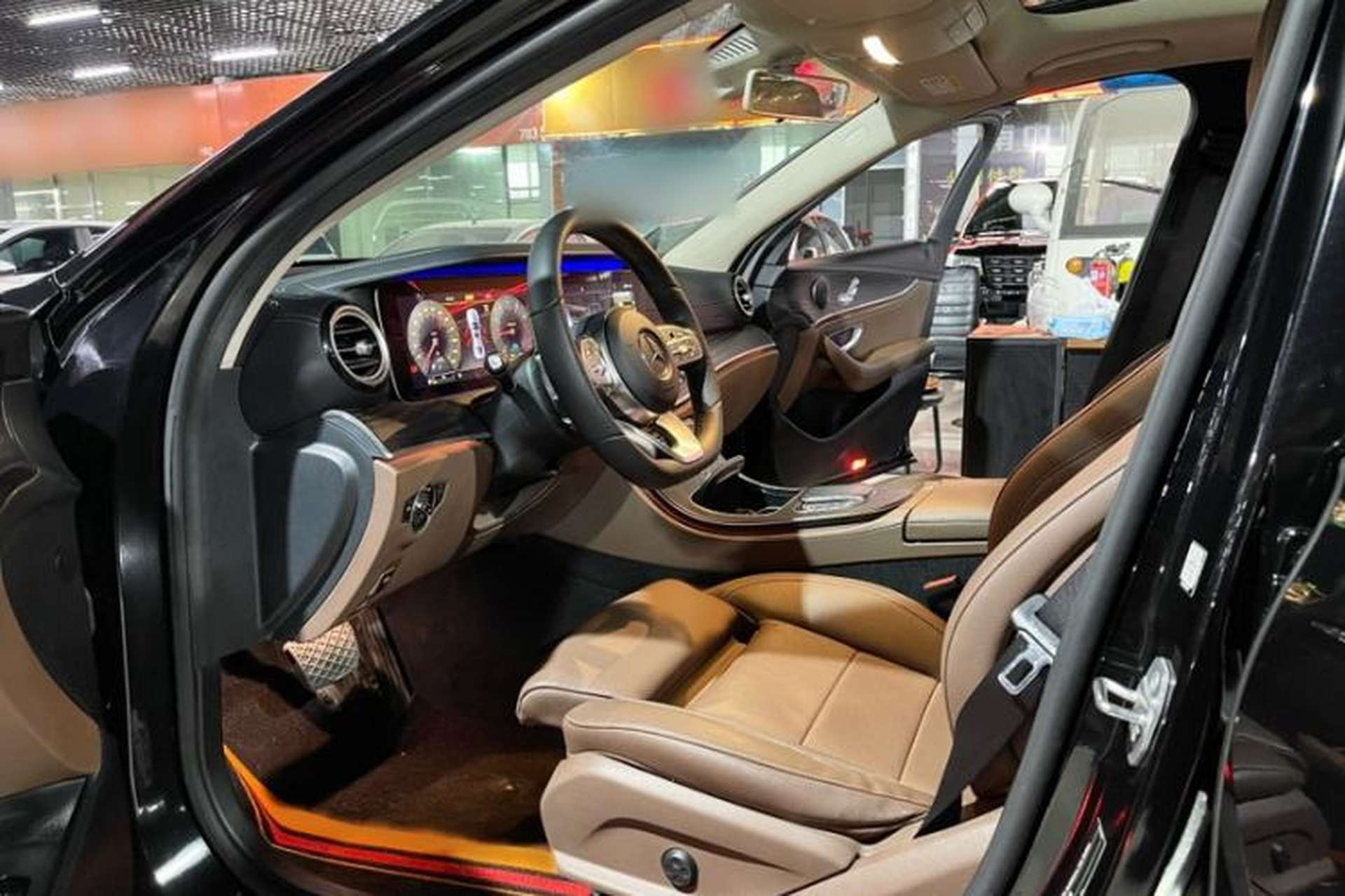 Used Mercedes-Benz E-Class 2020 Facelift E 260 L Sport Edition Interior 3