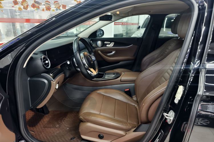 Used Mercedes-Benz E-Class 2020 Restyled E 300 L Sport Exclusive Edition Interior 3