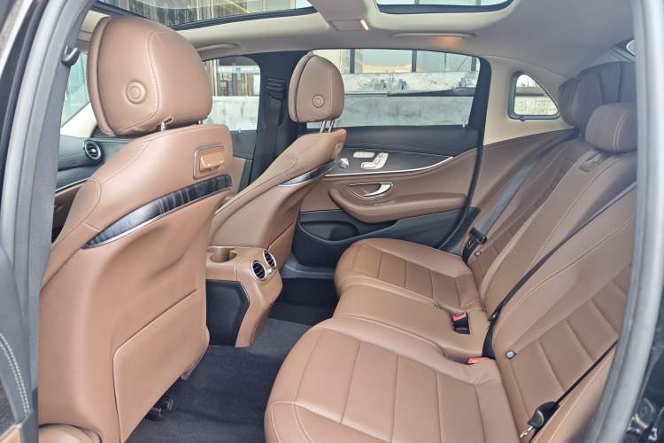 Used Mercedes-Benz E-Class 2020 Restyled E 300 L Sport Exclusive Edition Interior 4