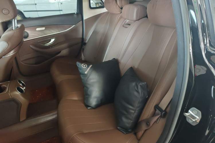 Used Mercedes-Benz E-Class 2020 E 300 L Stylish Model Interior 4