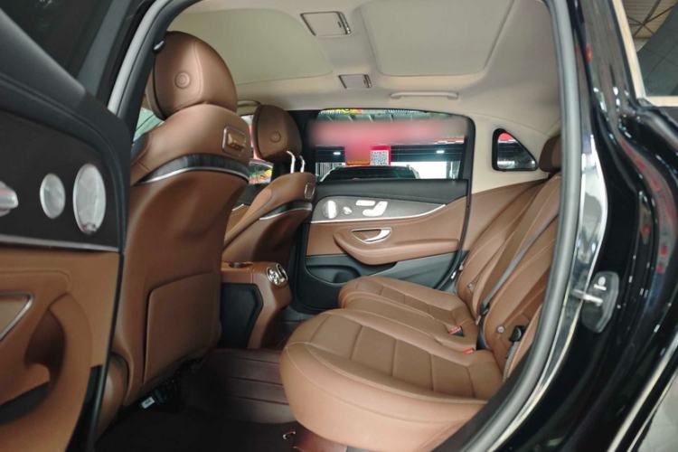 Used Mercedes-Benz E-Class 2020 Restyled E 300 L Sport Exclusive Edition Interior 4