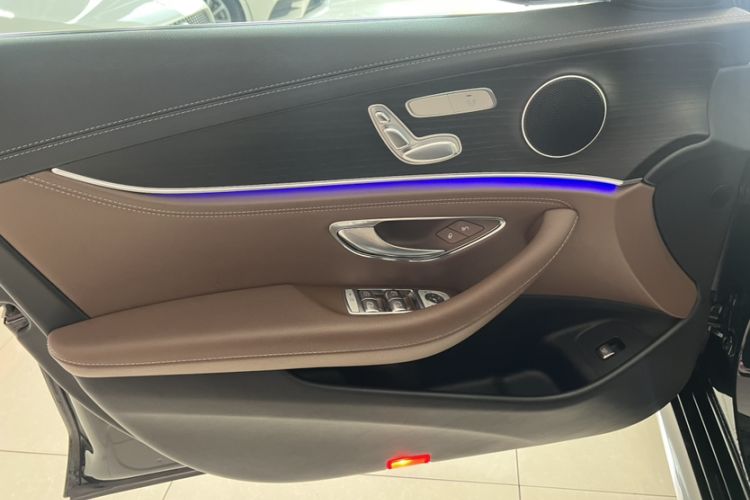 Used Mercedes-Benz E-Class 2020 E 260 L Sport Edition Interior 4