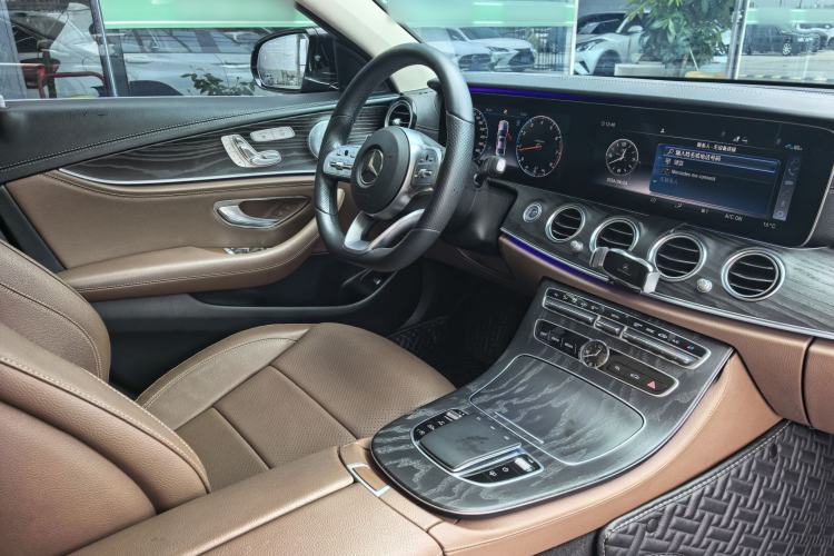 Used Mercedes-Benz E-Class 2020 Restyled E 300 L Sport Exclusive Edition Interior 5