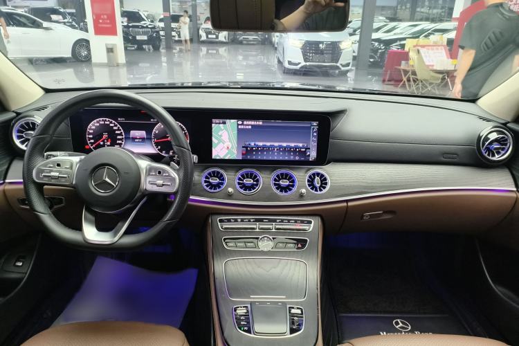 Used Mercedes-Benz E-Class 2020 Restyled E 300 L Sporty and Stylish Edition Interior 6