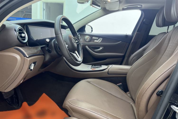 Used Mercedes-Benz E-Class 2020 Facelift E 300 L Stylish Edition Interior 6