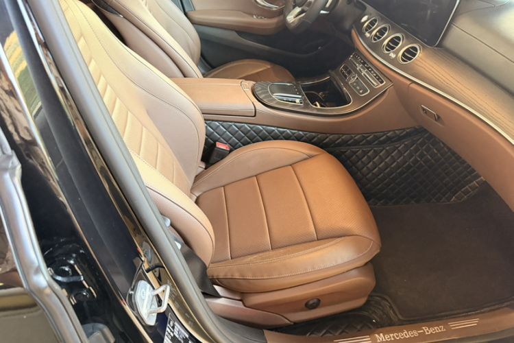 Used Mercedes-Benz E-Class 2020 E 300 L Sport Luxury Edition Interior 6