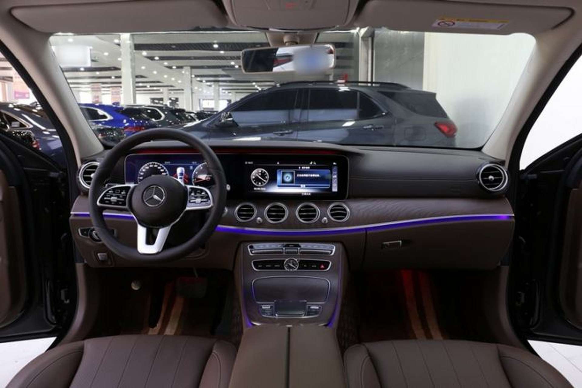 Used Mercedes-Benz E-Class 2020 Facelift E 300 L Stylish Edition Interior 8
