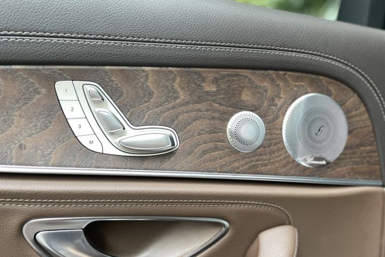 Used Mercedes-Benz E-Class 2020 Restyled E 300 L Exclusive Edition Interior 8