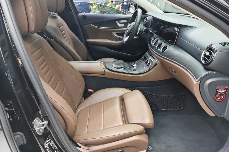 Used Mercedes-Benz E-Class 2020 E 260 L Sport Edition Interior 9