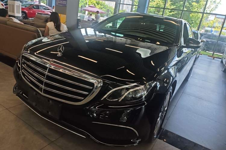 Used Mercedes-Benz E-Class 2020 Facelift E 300 L Stylish Edition Guazi used car, China used car export, Used car for sale, Used  cars, Cheapest cars for sale