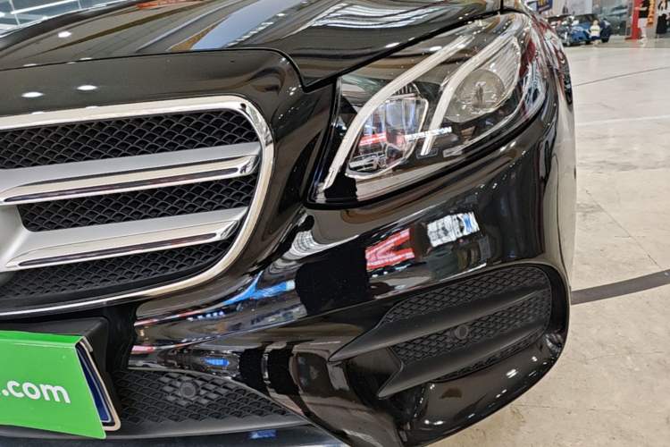 Used Mercedes-Benz E-Class 2020 Restyled E 300 L Sporty and Stylish Edition Left Front Headlight