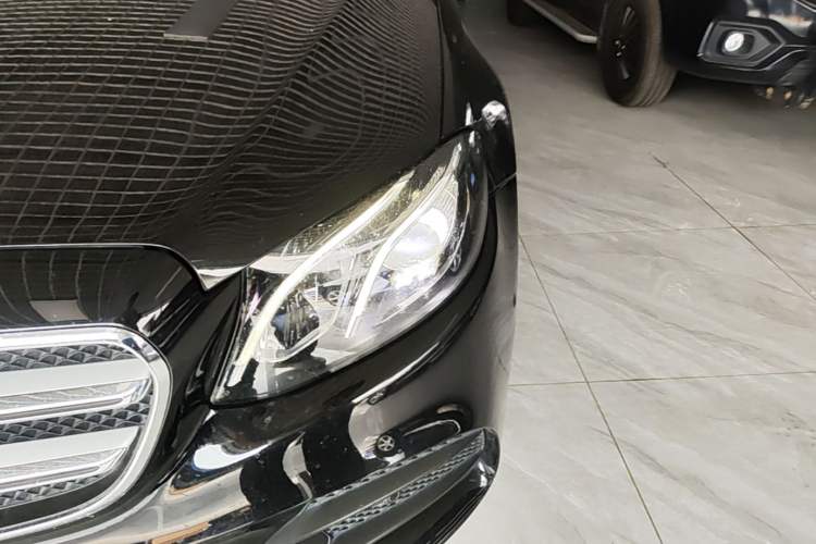 Used Mercedes-Benz E-Class 2020 Restyled E 300 L Sport Exclusive Edition Left Front Headlight