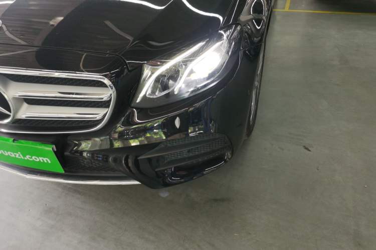 Used Mercedes-Benz E-Class 2020 E 300 L Sporty and Stylish Model Left Front Headlight