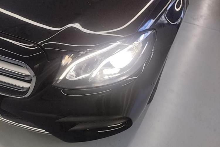 Used Mercedes-Benz E-Class 2020 Restyled E 300 L Sporty and Stylish Edition Left Front Headlight