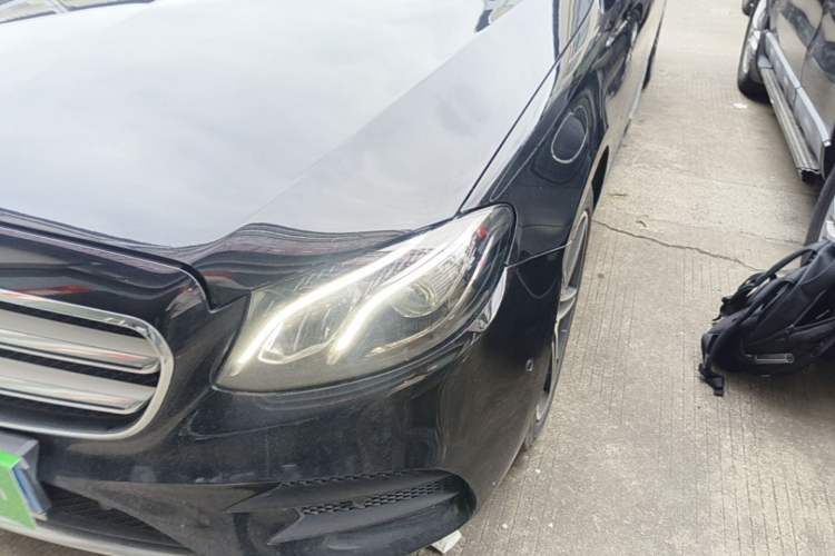 Used Mercedes-Benz E-Class 2020 E 300 L Sporty and Stylish Model Left Front Headlight