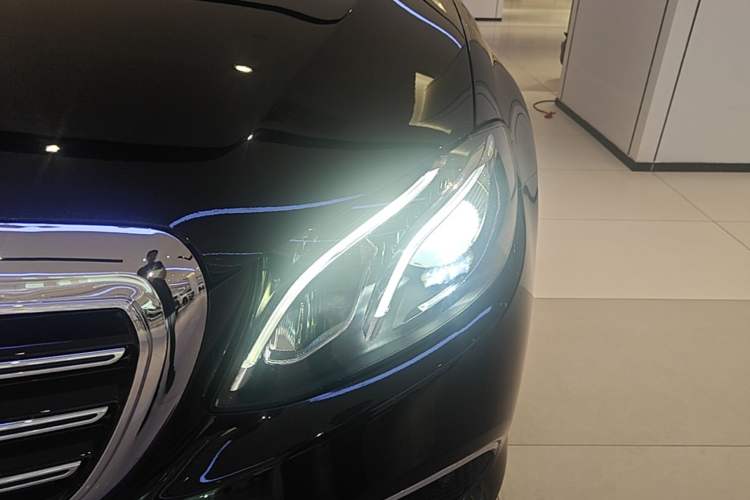 Used Mercedes-Benz E-Class 2020 Facelift E 260 L Sport Edition Left Front Headlight