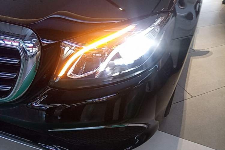 Used Mercedes-Benz E-Class 2020 E 300 L Luxury Model Left Front Headlight