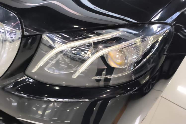 Used Mercedes-Benz E-Class 2020 E 300 L Stylish Model Left Front Headlight