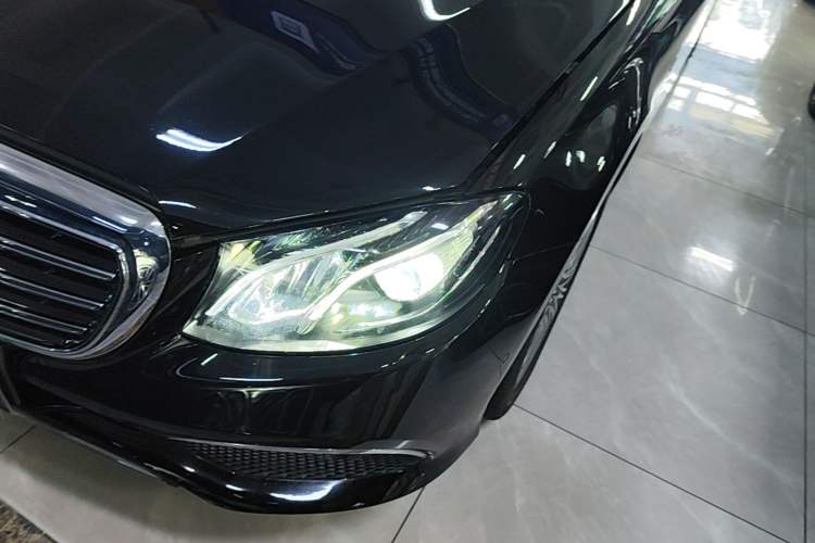 Used Mercedes-Benz E-Class 2020 Restyled E 300 L Exclusive Edition Left Front Headlight