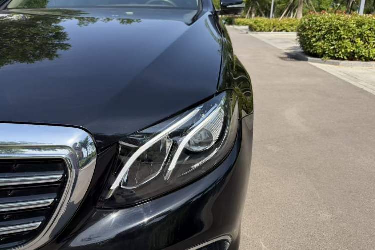 Used Mercedes-Benz E-Class 2020 Restyled E 300 L Exclusive Edition Left Front Headlight