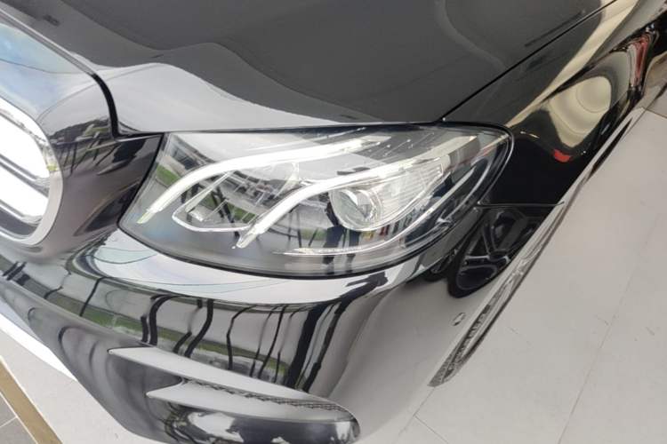 Used Mercedes-Benz E-Class 2020 Restyled E 300 L Sporty and Stylish Edition Left Front Headlight