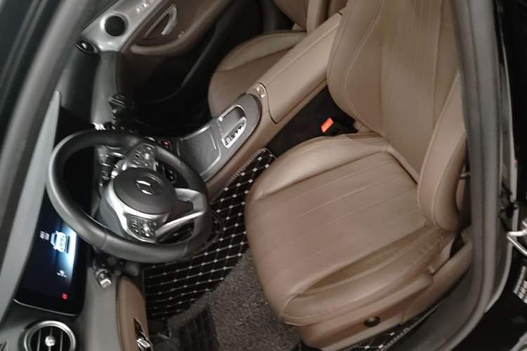 Used Mercedes-Benz E-Class 2020 Facelift E 260 Sport Edition Left Front Seat