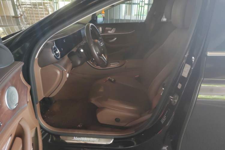Used Mercedes-Benz E-Class 2020 Restyled E 300 L Exclusive Edition Left Front Seat
