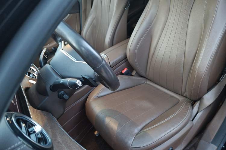 Used Mercedes-Benz E-Class 2020 Facelift E 300 L Stylish Edition Left Front Seat