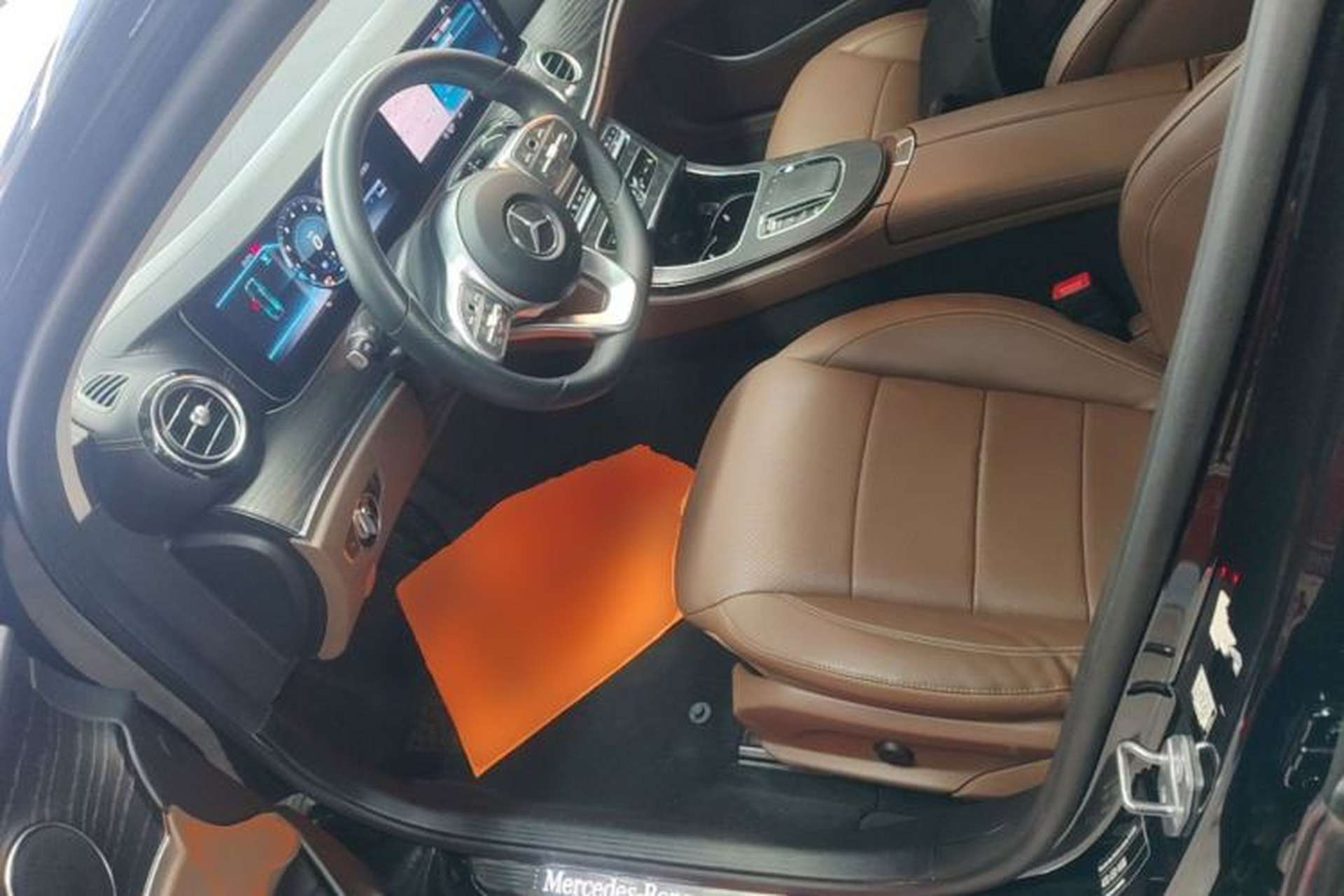 Used Mercedes-Benz E-Class 2020 Restyled E 300 L Sporty and Stylish Edition Left Front Seat