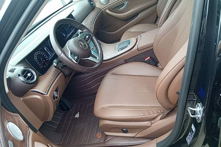 Used Mercedes-Benz E-Class 2020 E 300 L Luxury Model Left Front Seat