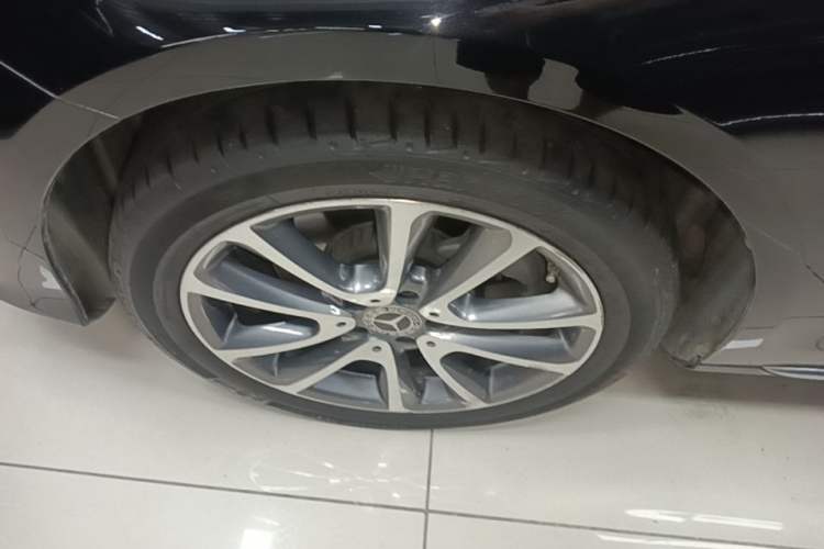 Used Mercedes-Benz E-Class 2020 Facelift E 260 L Left Front Wheel Hub