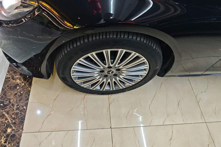 Used Mercedes-Benz E-Class 2020 E 300 L Luxury Model Left Front Wheel Hub