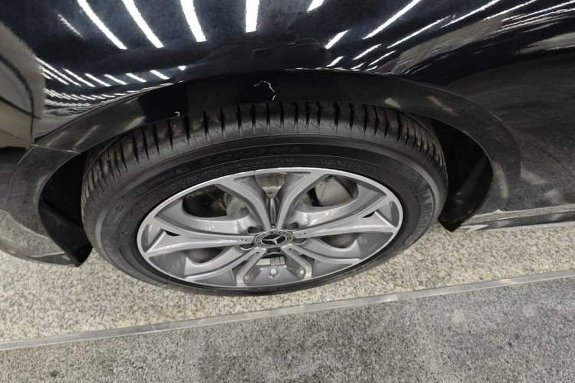 Used Mercedes-Benz E-Class 2020 E 300 L Sporty and Stylish Model Left Front Wheel Hub