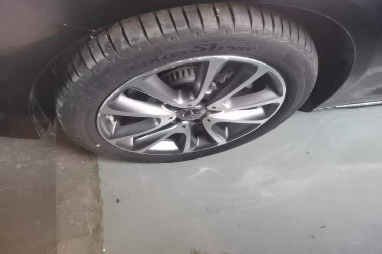 Used Mercedes-Benz E-Class 2020 Facelift E 260 L Left Front Wheel Hub