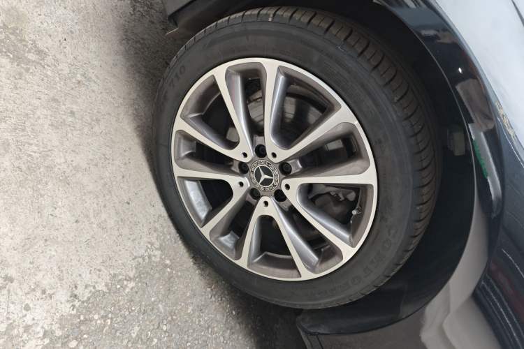 Used Mercedes-Benz E-Class 2020 E 260 L Left Front Wheel Hub