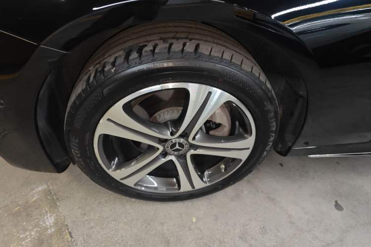 Used Mercedes-Benz E-Class 2020 Facelift E 260 L Sport Edition Left Front Wheel Hub