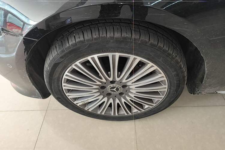 Used Mercedes-Benz E-Class 2020 E 300 L Stylish Model Left Front Wheel Hub