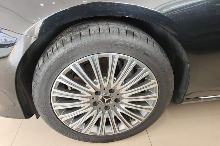 Used Mercedes-Benz E-Class 2020 E 300 L Luxury Model Left Front Wheel Hub