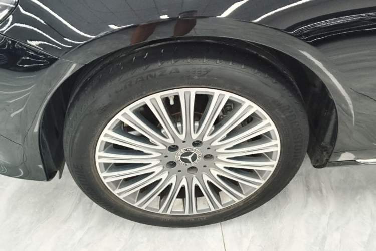 Used Mercedes-Benz E-Class 2020 E 300 L Stylish Model Left Front Wheel Hub