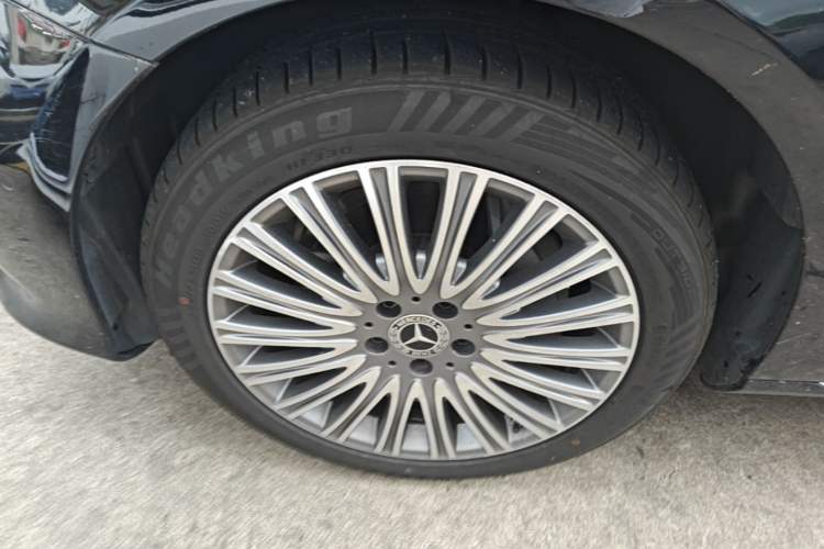 Used Mercedes-Benz E-Class 2020 E 300 L Stylish Model Left Front Wheel Hub